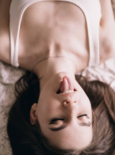 Юлия, Г. Опочка