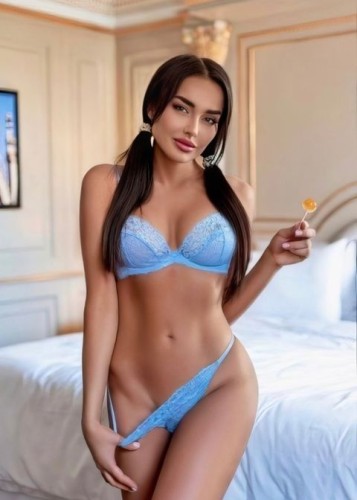 Лиза, Г. Опочка